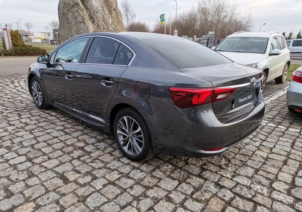 Toyota Avensis cena 48900 przebieg: 232854, rok produkcji 2016 z Gąbin małe 232